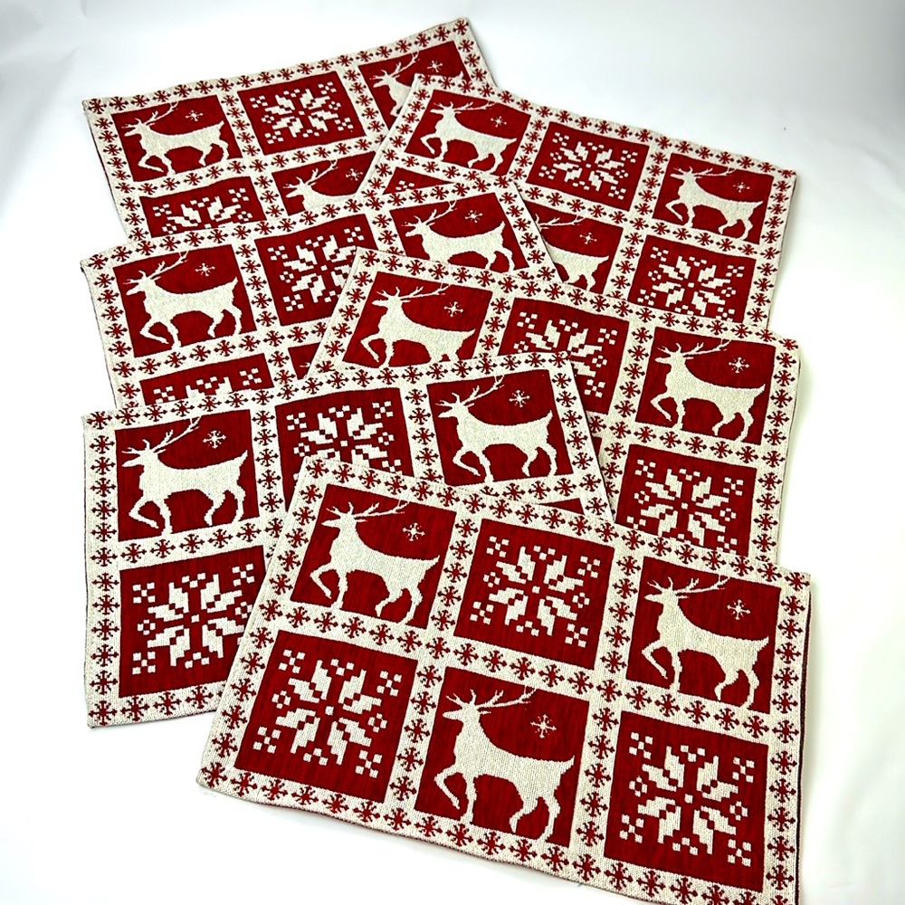 6 Holiday Placemats. Red & White Embroidered Snowflakes & Deer Theme. Like New.